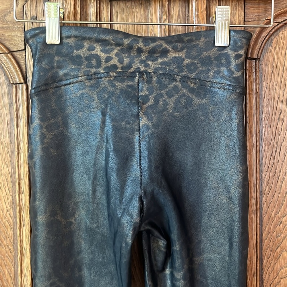SPANX Faux Leather Metallic Leopard Cheetah Leggings - Picture 9 of 14